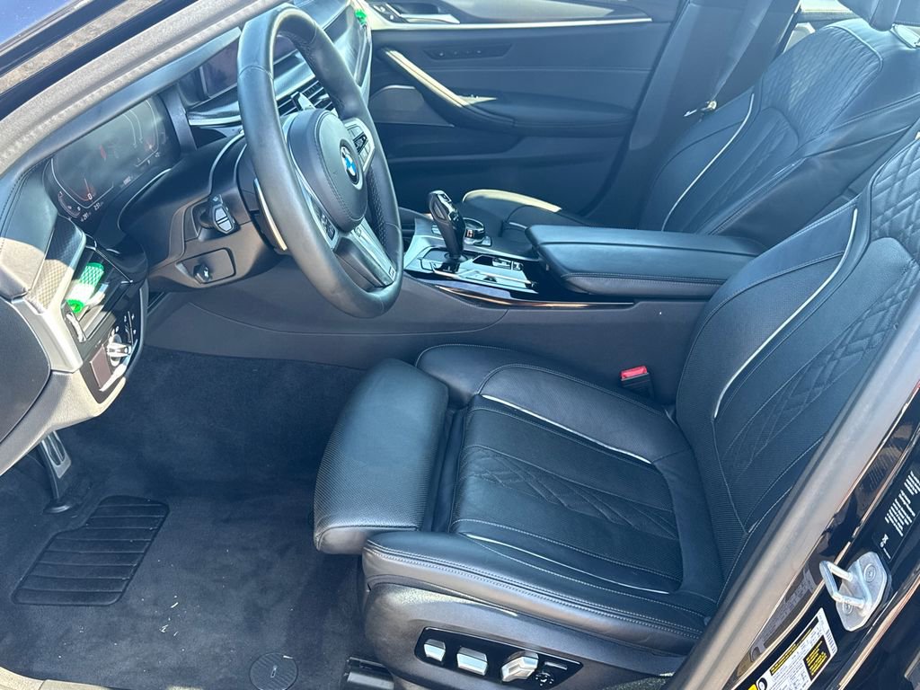 Used 2021 BMW M550i xDrive w/ Dynamic Handling Package image 7