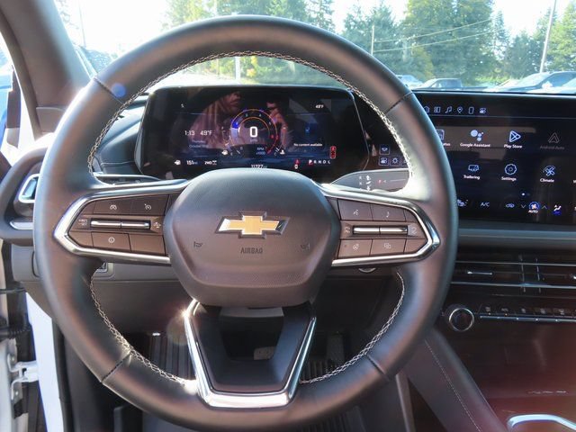 Used 2025 Chevrolet Traverse LT AWD/4WD image 15