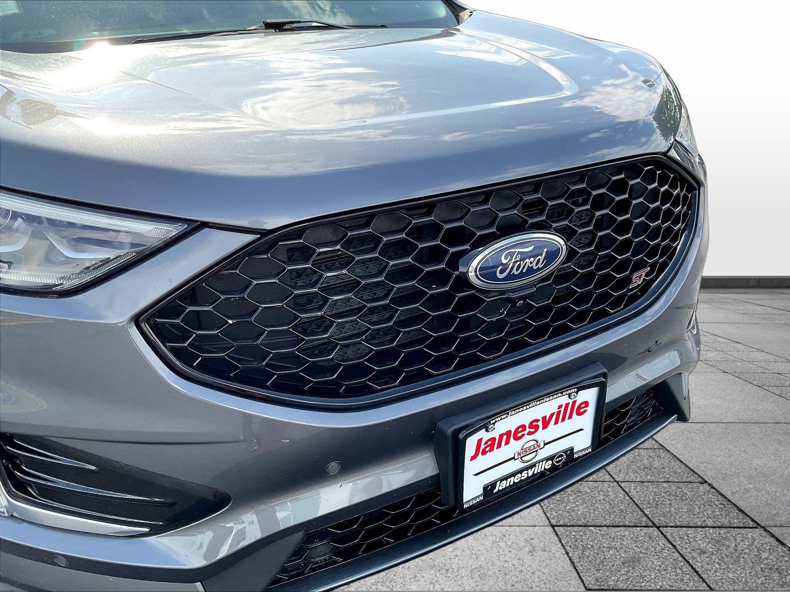 Used 2021 Ford Edge ST w/ Equipment Group 401A AWD/4WD image 36