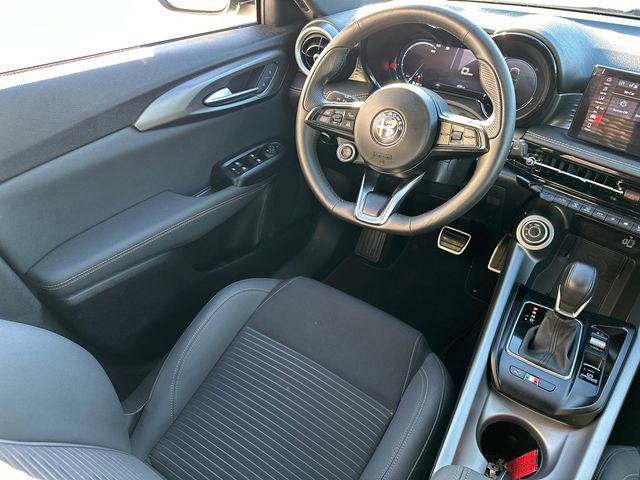 Used 2025 Alfa Romeo Tonale w/ Active Assist Package image 19