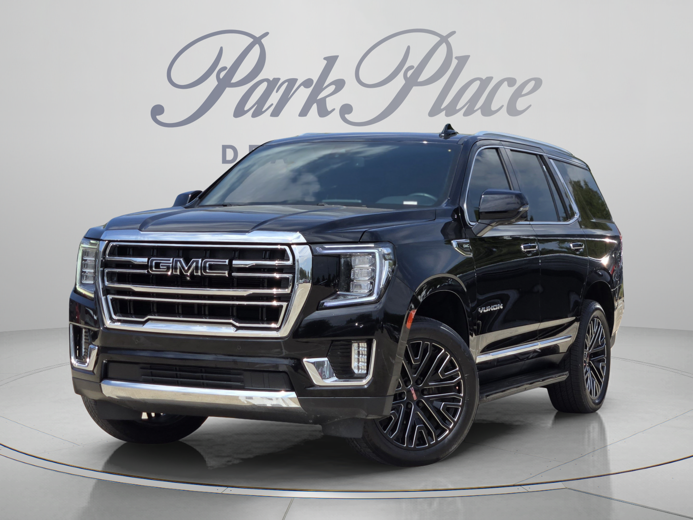 Used 2021 GMC Yukon SLT w/ SLT Luxury Plus Package AWD/4WD image 1