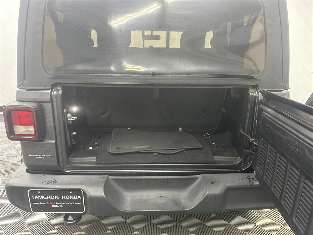 Used 2018 Jeep Wrangler Sport S image 17