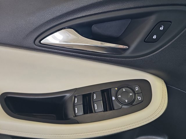 Used 2023 Buick Encore GX Preferred w/ Cold Weather Comfort Package image 25