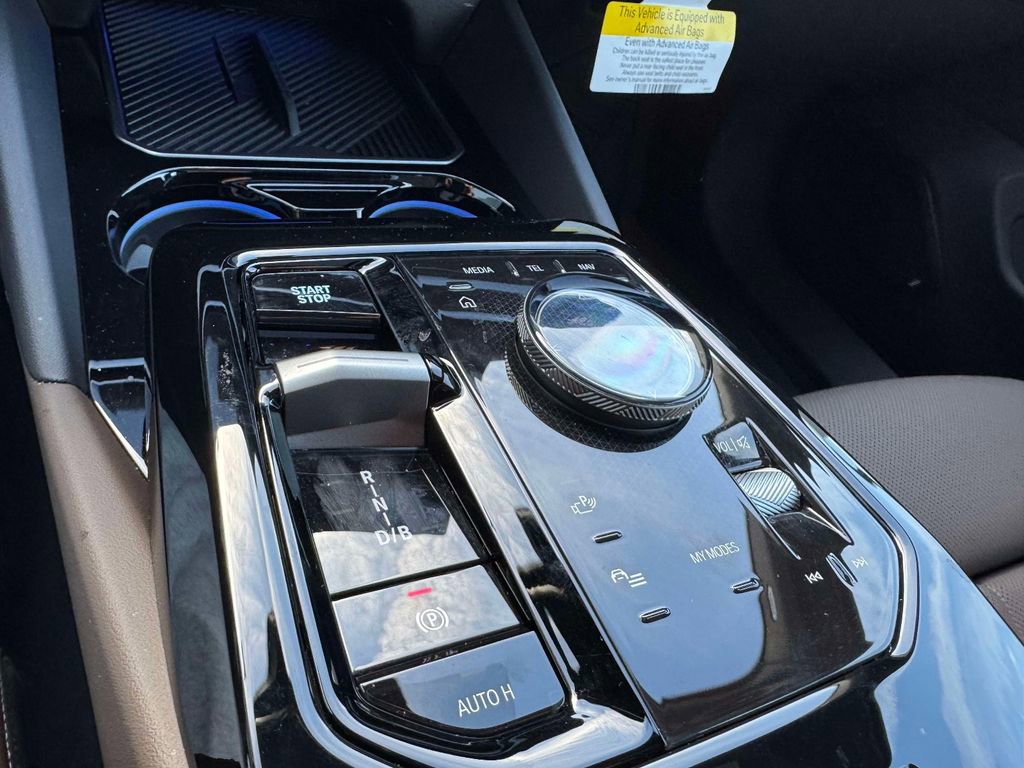 Certified 2024 BMW i5 eDrive40i w/ Convenience Package image 13