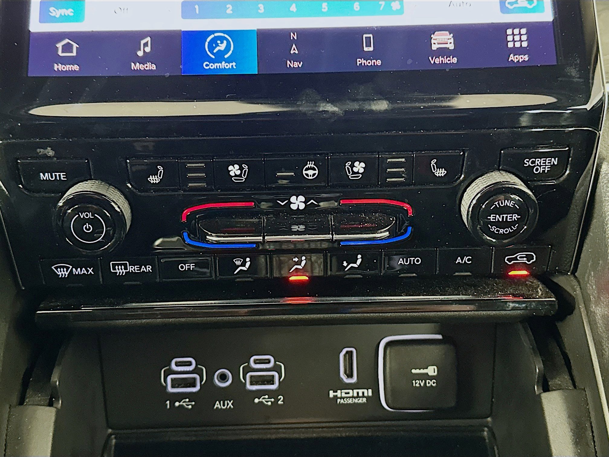 Used 2023 Jeep Grand Cherokee 30th Anniversary image 25