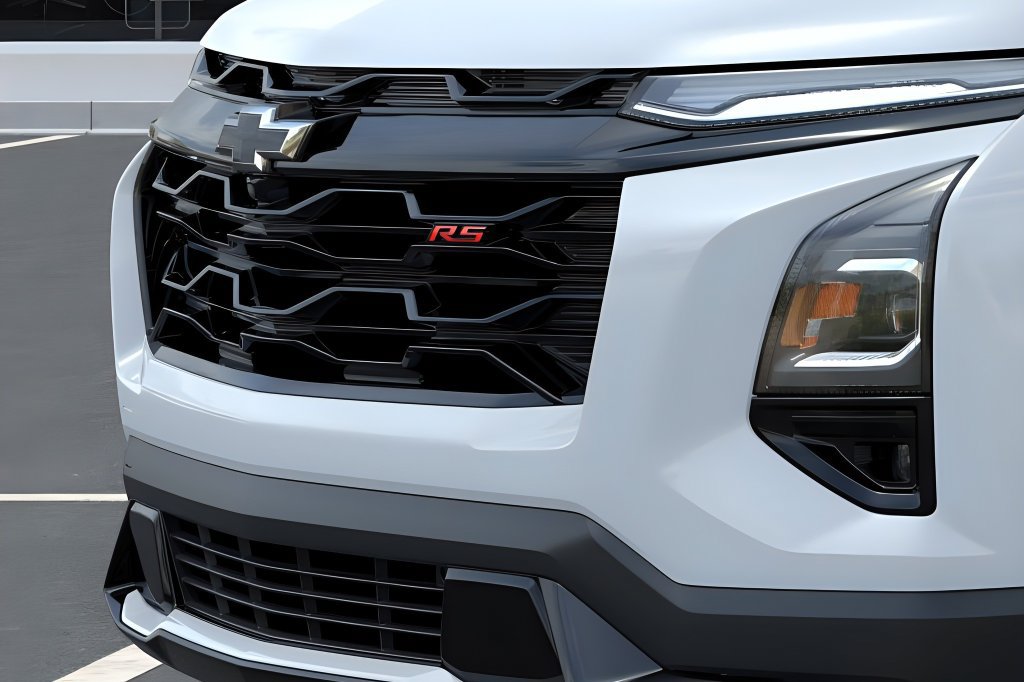 New 2027 Chevrolet Equinox RS w/ Safety and Technology Package FWD image 16
