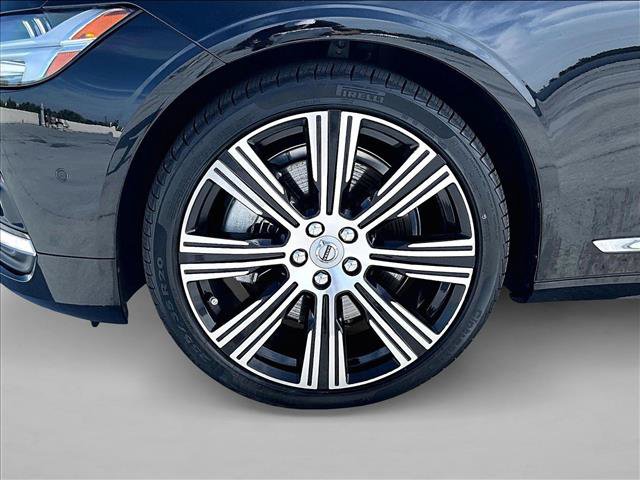 Used 2023 Volvo S90 B6 Plus w/ Protection Package Premier AWD/4WD image 10