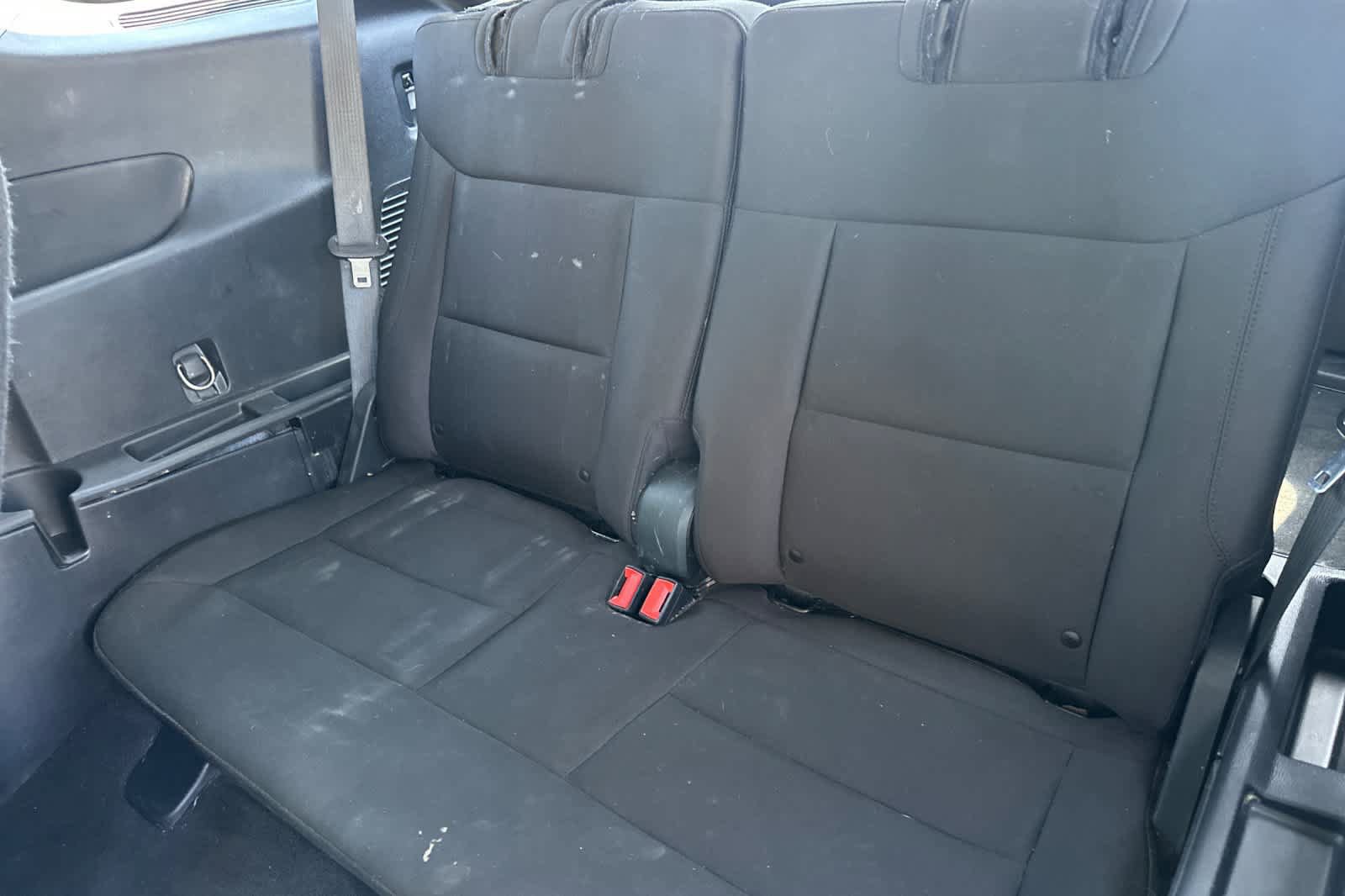 Used 2021 Ford Explorer XLT RWD image 16
