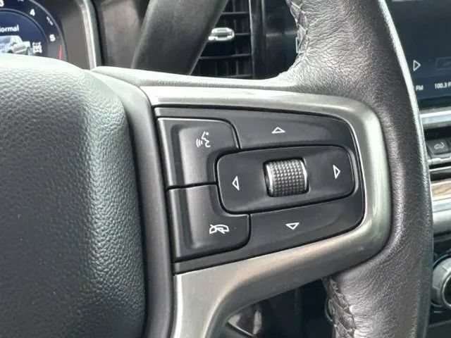 Used 2022 Chevrolet Silverado 1500 LT AWD/4WD image 33
