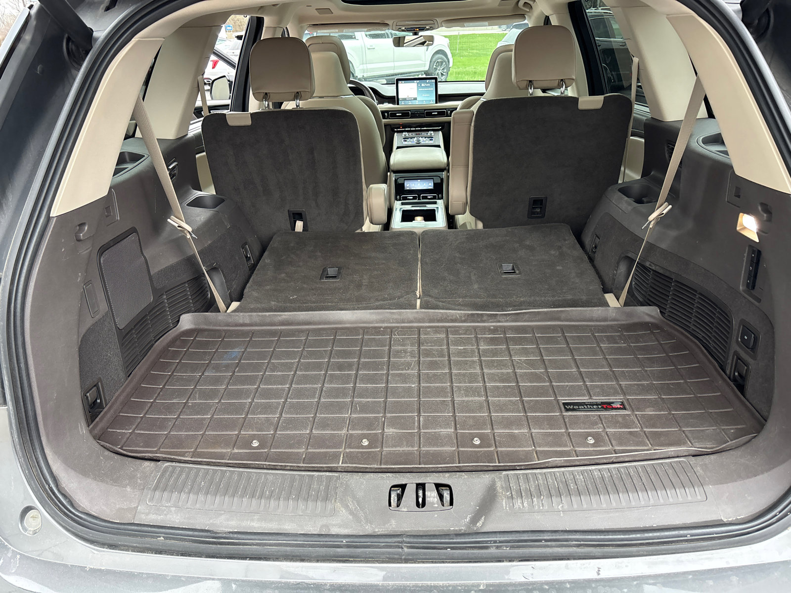 Certified 2023 Lincoln Aviator Reserve w/ Equipment Group 201A image 9