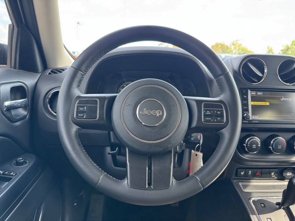 Used 2015 Jeep Patriot High Altitude AWD/4WD image 15