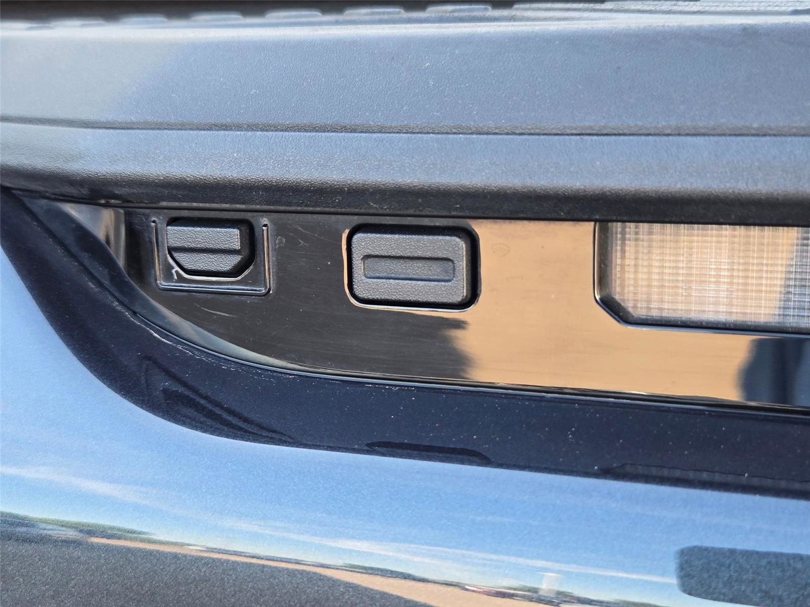 Used 2025 GMC Hummer EV 3X image 33