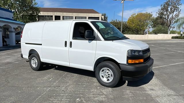 New 2026 Chevrolet Express 2500 w/ Driver Convenience Package RWD image 29