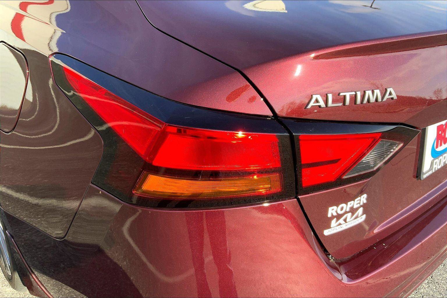 Used 2024 Nissan Altima 2.5 SL image 27