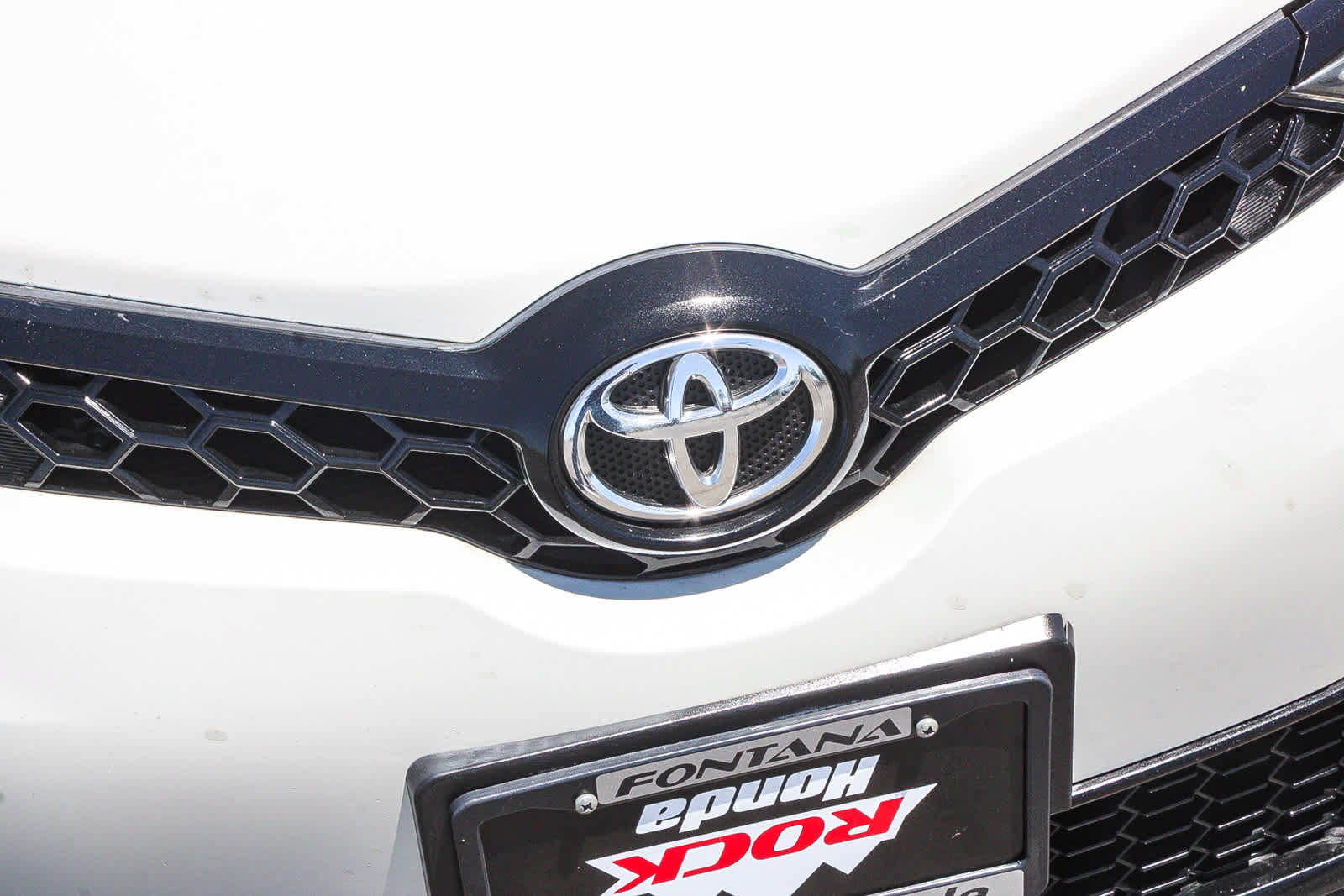 Used 2017 Toyota Corolla iM w/ Carpet Mat Package FWD image 5