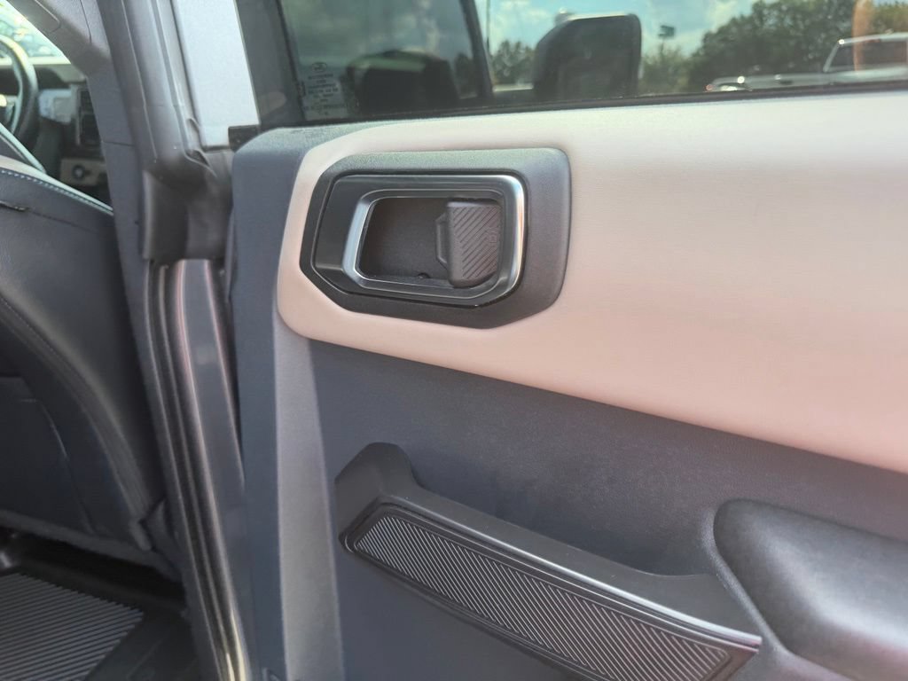Used 2024 Ford Bronco Wildtrak AWD/4WD image 39