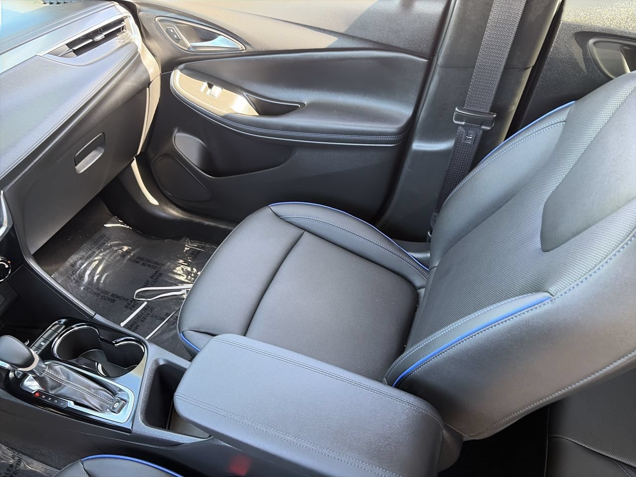 Used 2026 Buick Encore GX Sport Touring w/ Advanced Technology Package FWD image 20