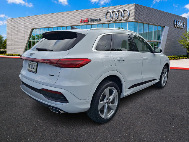 Used 2025 Audi Q5 Premium Plus w/ Premium Plus AWD/4WD image 6