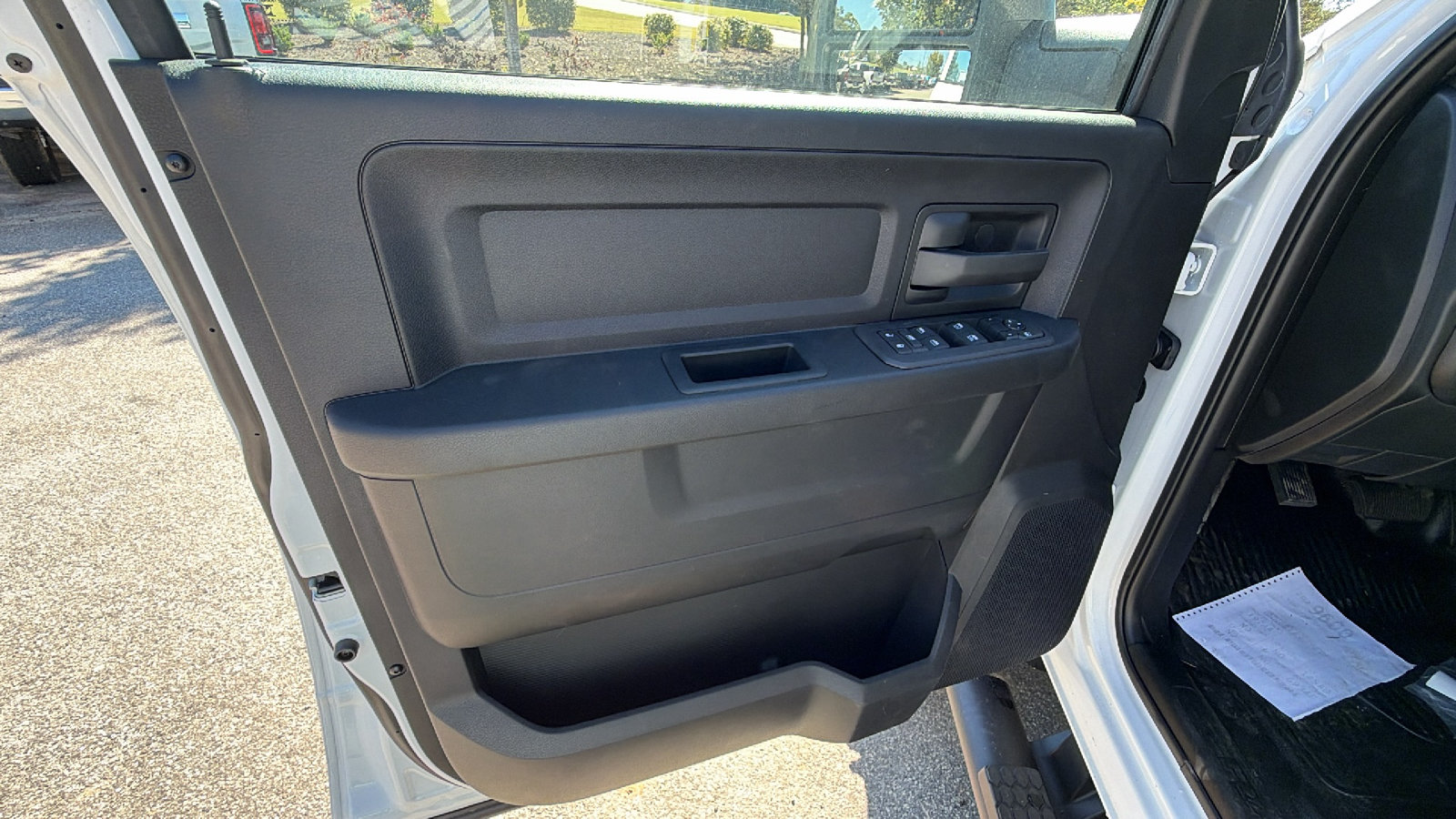 New 2026 RAM 5500 Tradesman w/ Chrome Appearance Group AWD/4WD image 15