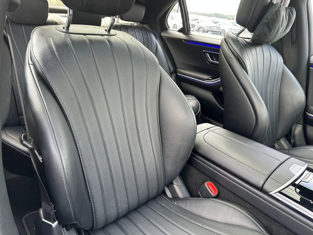 Certified 2022 Mercedes-Benz S 500 4MATIC w/ AMG Line Package image 37