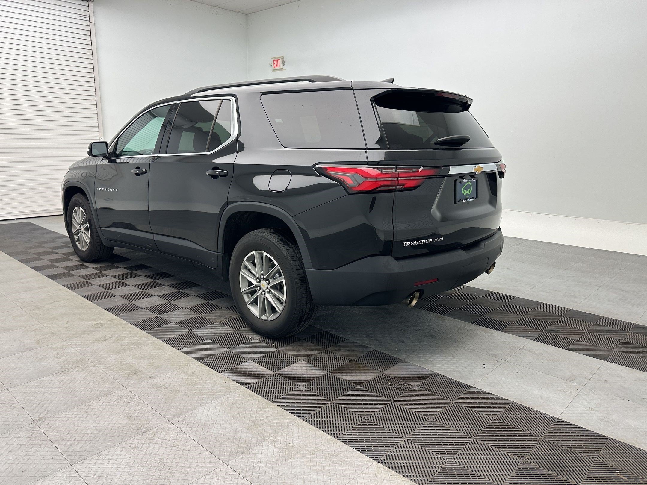 Certified 2023 Chevrolet Traverse LT AWD/4WD image 3