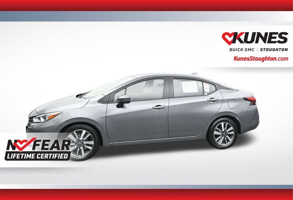Used 2023 Nissan Versa SV image 5