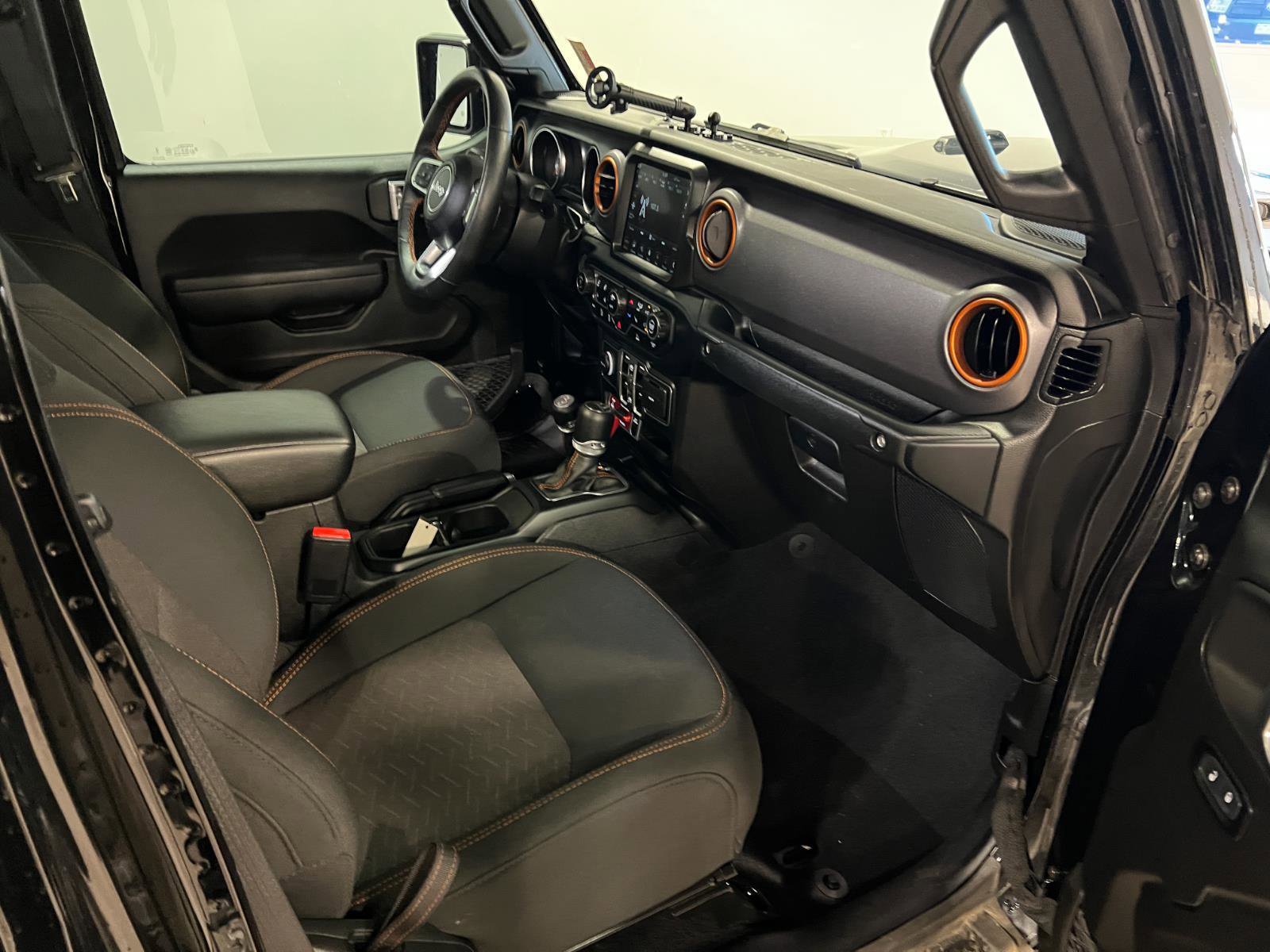 Used 2023 Jeep Gladiator Mojave w/ LED Lighting Group image 33