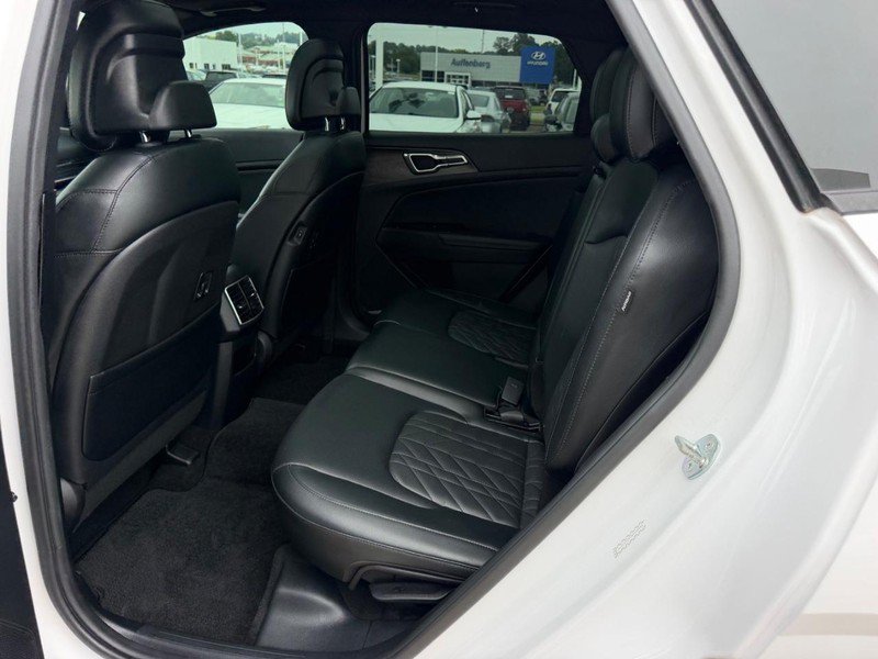 Used 2024 Kia Sportage X-Line w/ X-Line Premium Package AWD/4WD image 9