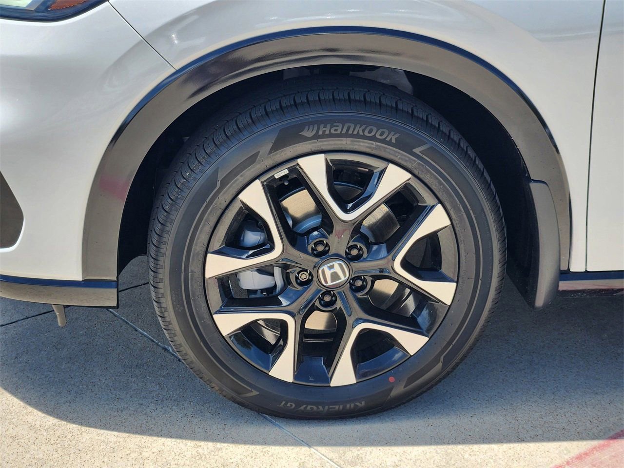 New 2026 Honda HR-V EX-L image 8