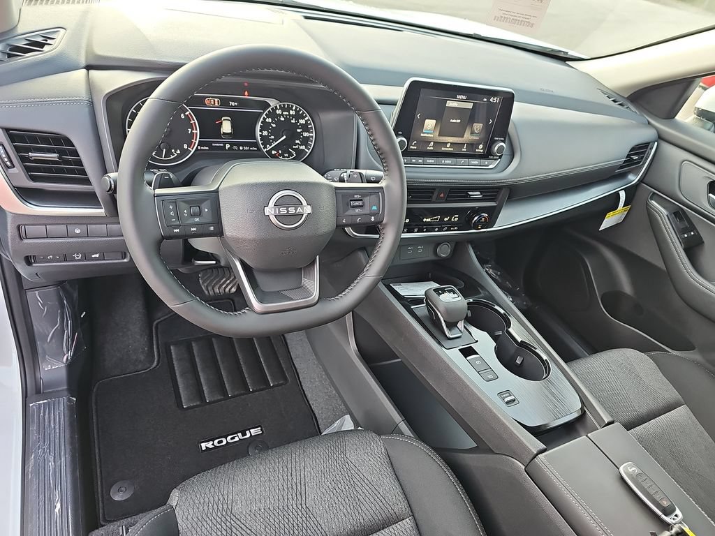 New 2026 Nissan Rogue SV w/ Cold Weather Package FWD image 20