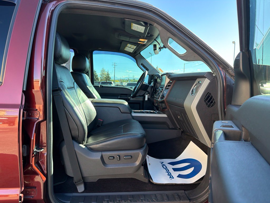Used 2016 Ford F250 Lariat w/ Lariat Interior Package AWD/4WD image 11