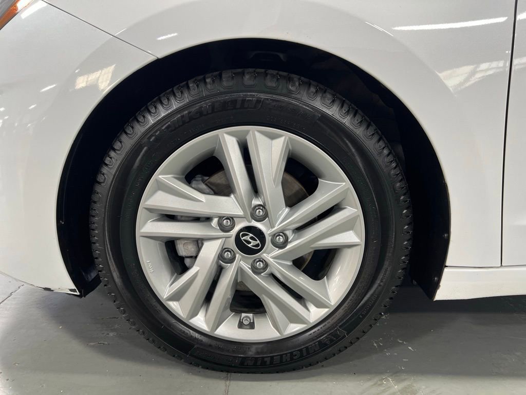 Used 2020 Hyundai Elantra SEL w/ Cargo Package (C1) image 9
