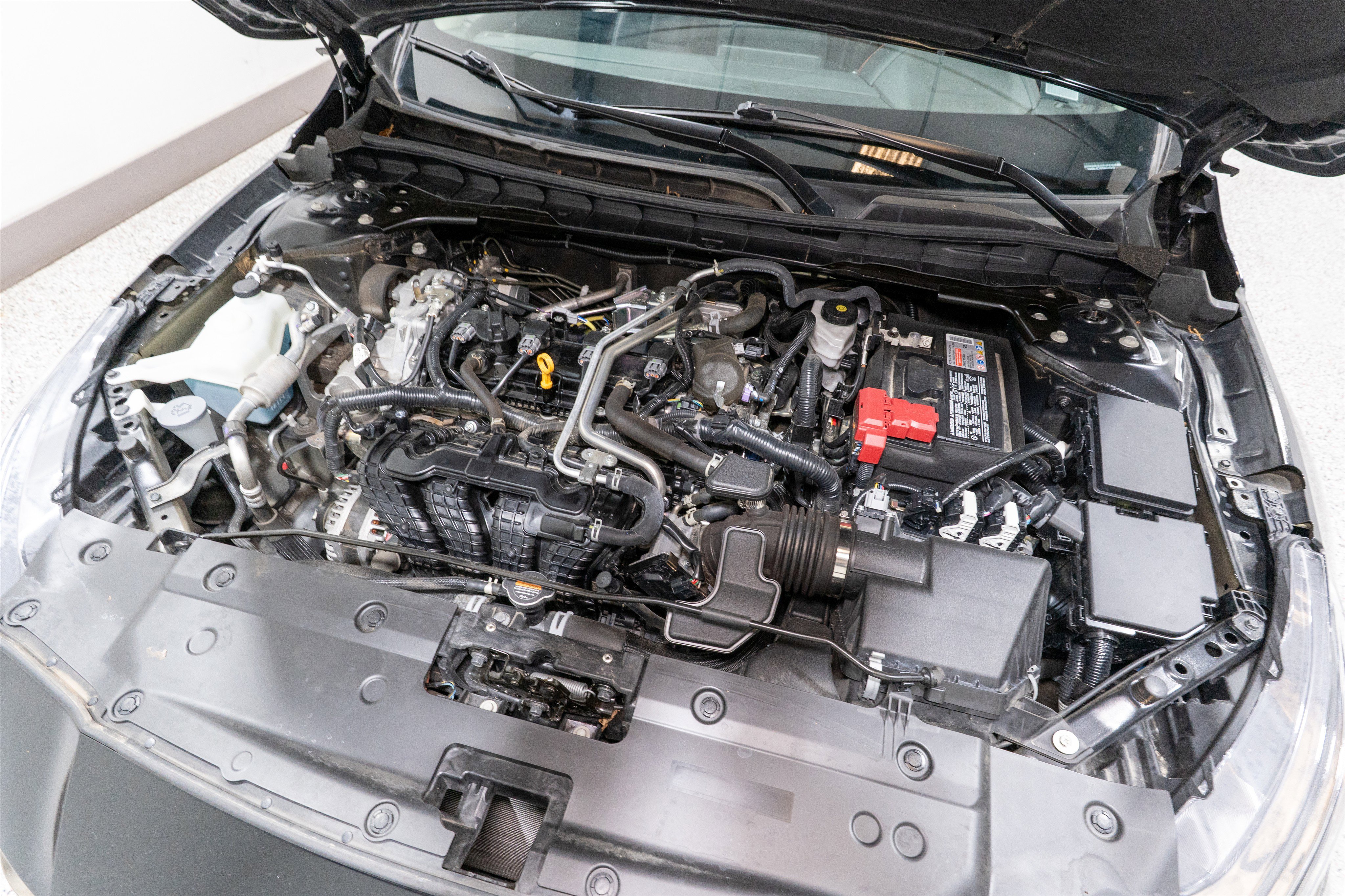 Used 2025 Nissan Altima 2.5 SR image 29