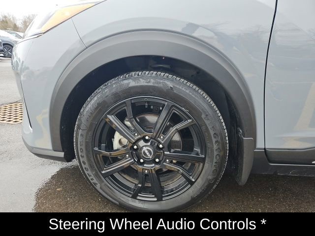 Certified 2023 Nissan Kicks SR w/ SR Premium Package image 16