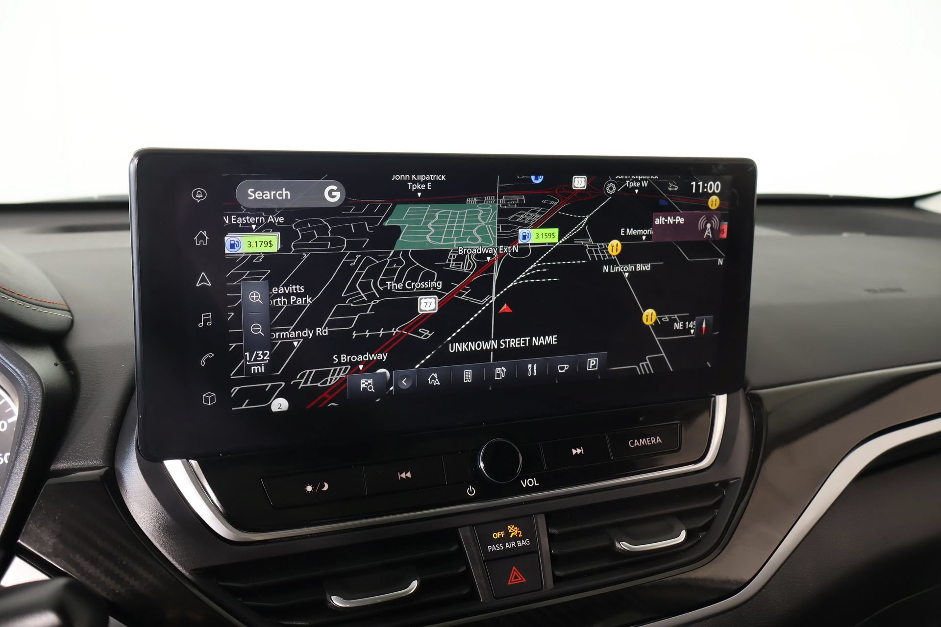 Used 2023 Nissan Altima 2.0 SR FWD image 7