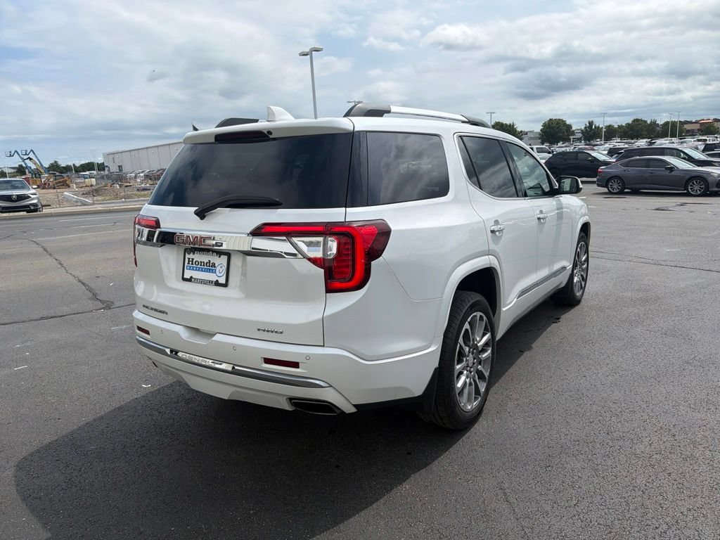 Used 2023 GMC Acadia Denali w/ Denali Ultimate Package AWD/4WD image 8