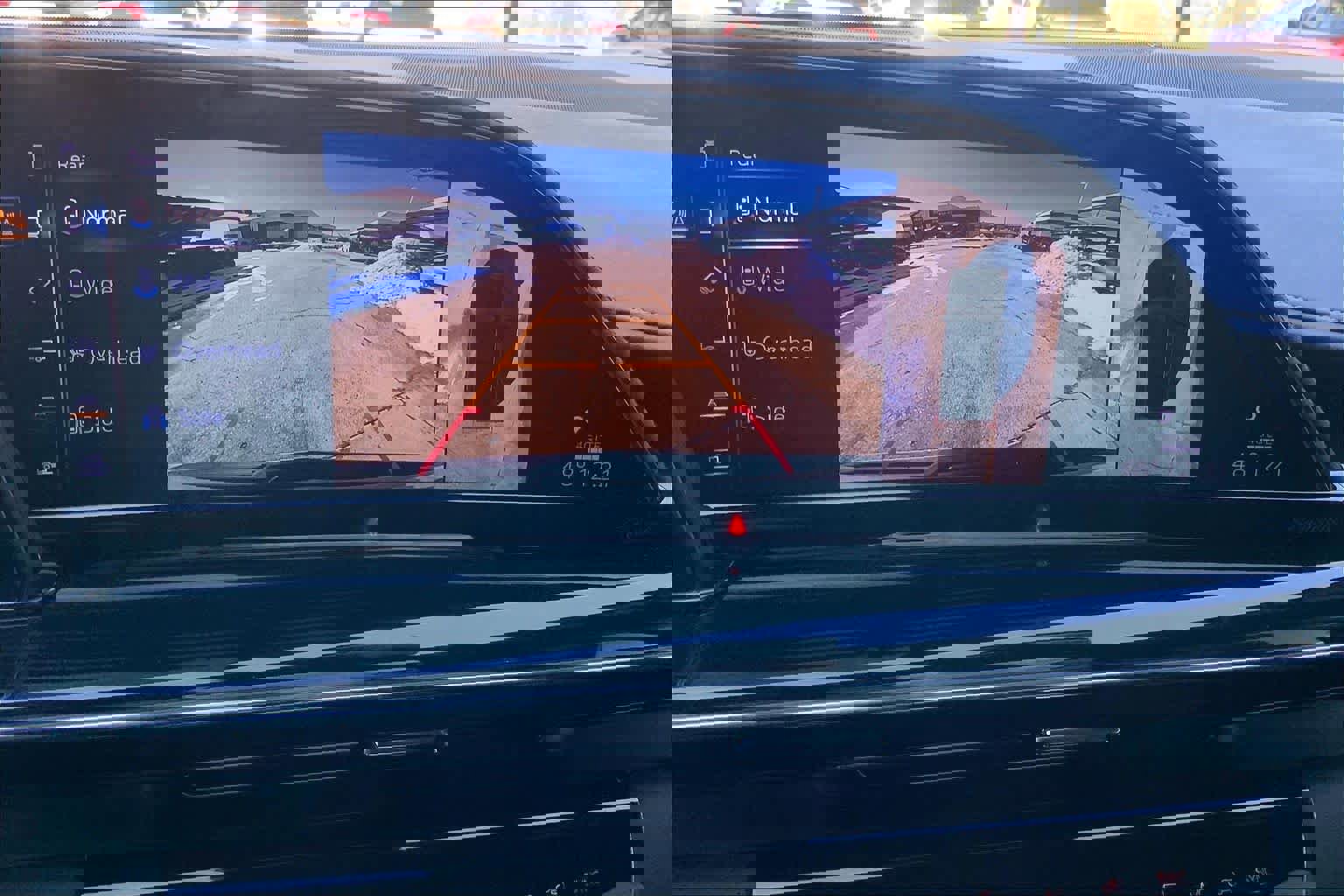 Used 2024 Cadillac Escalade ESV Sport w/ LPO, ONYX Package image 26