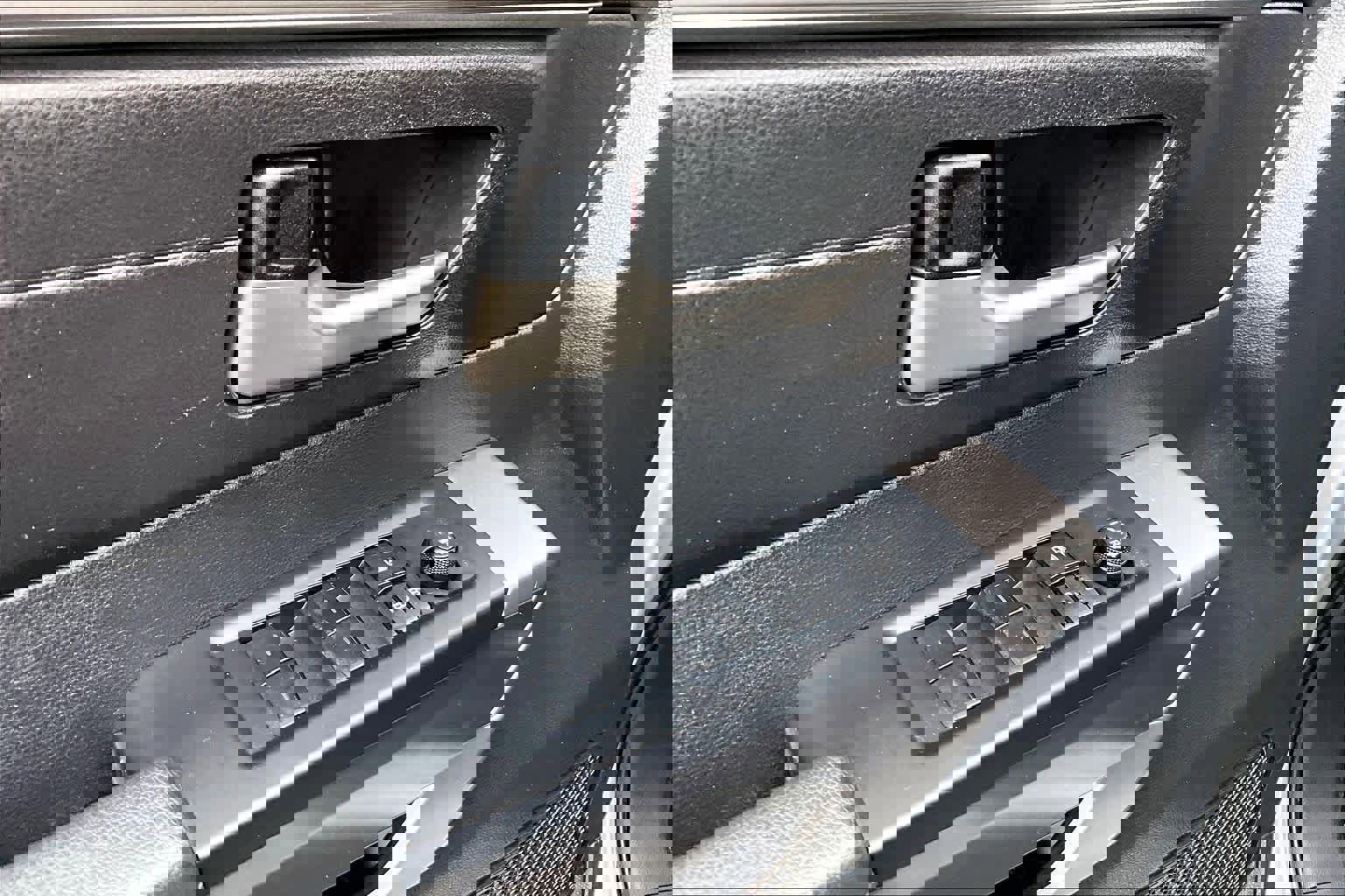 Used 2023 Toyota Tundra SR5 w/ TRD Off-Road Package image 31