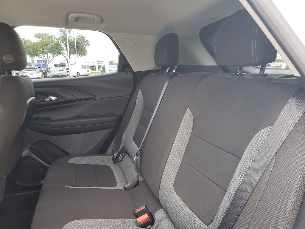 Used 2025 Chevrolet TrailBlazer LT AWD/4WD image 10