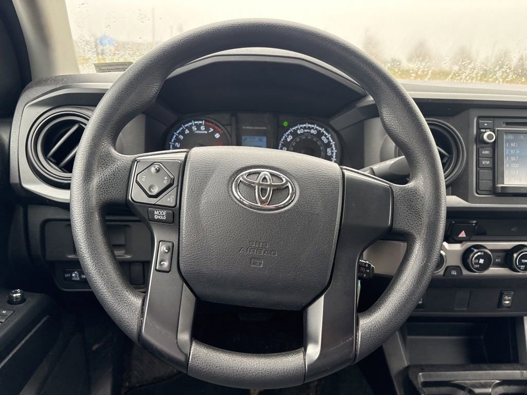 Used 2017 Toyota Tacoma SR image 19
