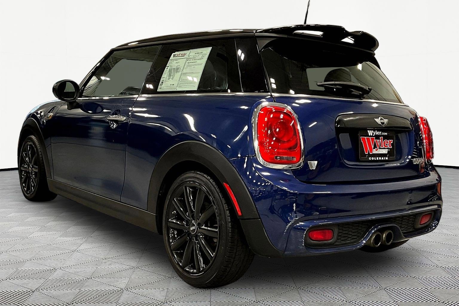 Used 2016 MINI Cooper S FWD image 4
