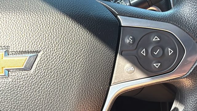 Used 2021 Chevrolet Traverse LS FWD image 18