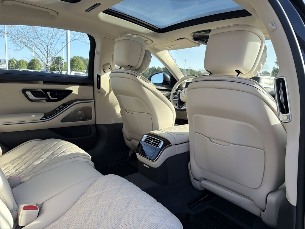 New 2026 Mercedes-Benz S 580 4MATIC Sedan image 18