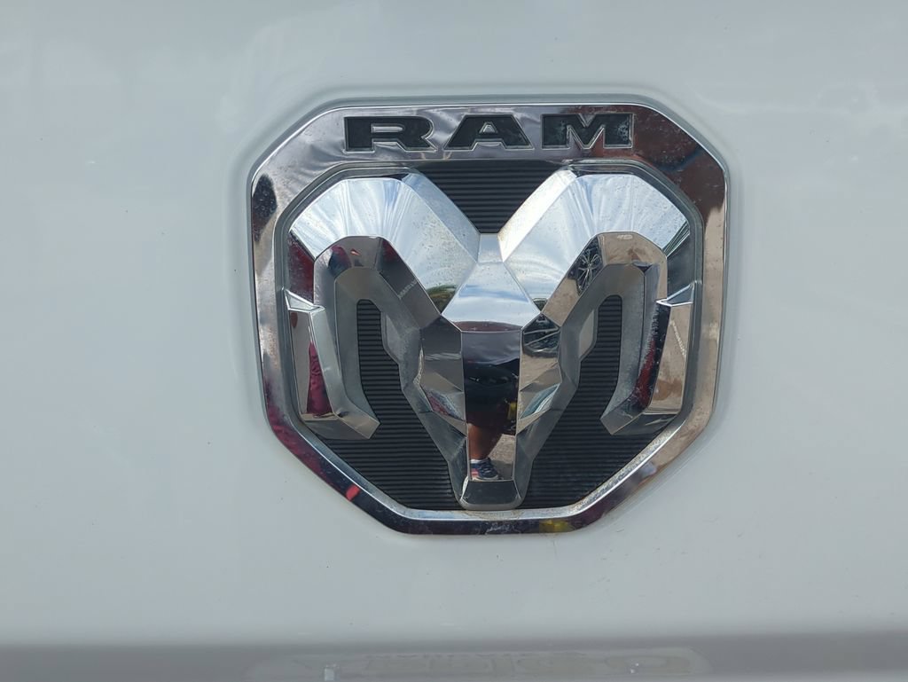 Used 2024 RAM 2500 Big Horn AWD/4WD image 32
