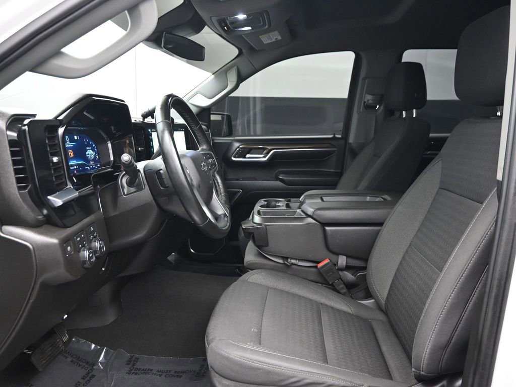 Used 2023 Chevrolet Silverado 1500 RST AWD/4WD image 7