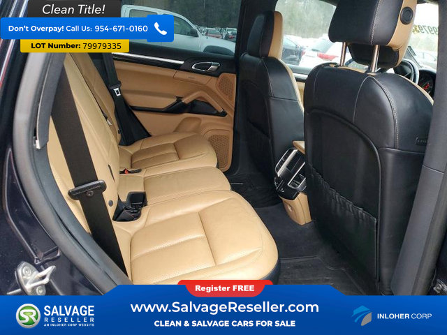 Used 2016 Porsche Cayenne Diesel AWD/4WD image 15