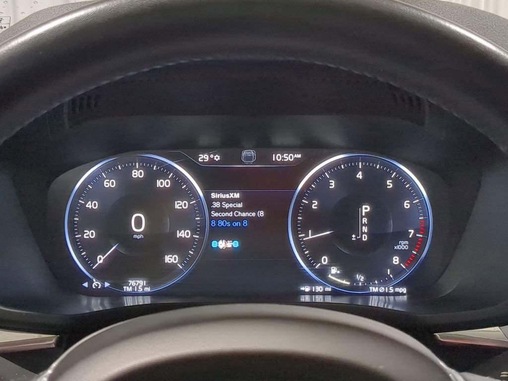 Used 2020 Volvo XC60 T6 Momentum image 39