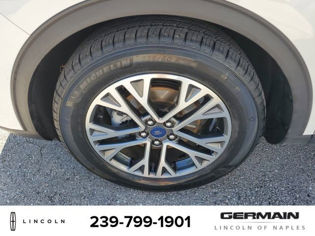 Used 2020 Ford Escape SEL image 12