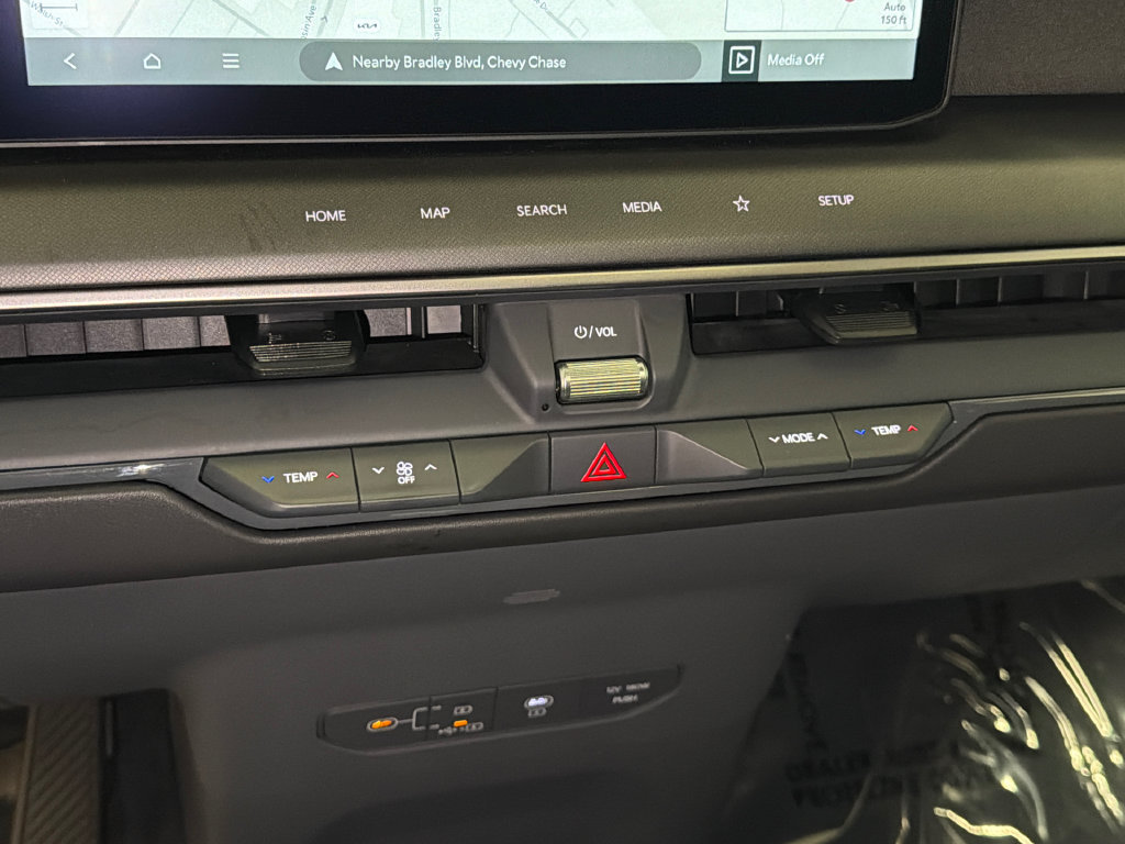 Certified 2024 Kia EV9 Wind AWD/4WD image 30