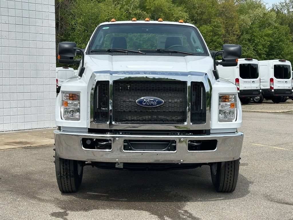 New 2027 Ford F750 2WD Regular Cab Super Duty image 26